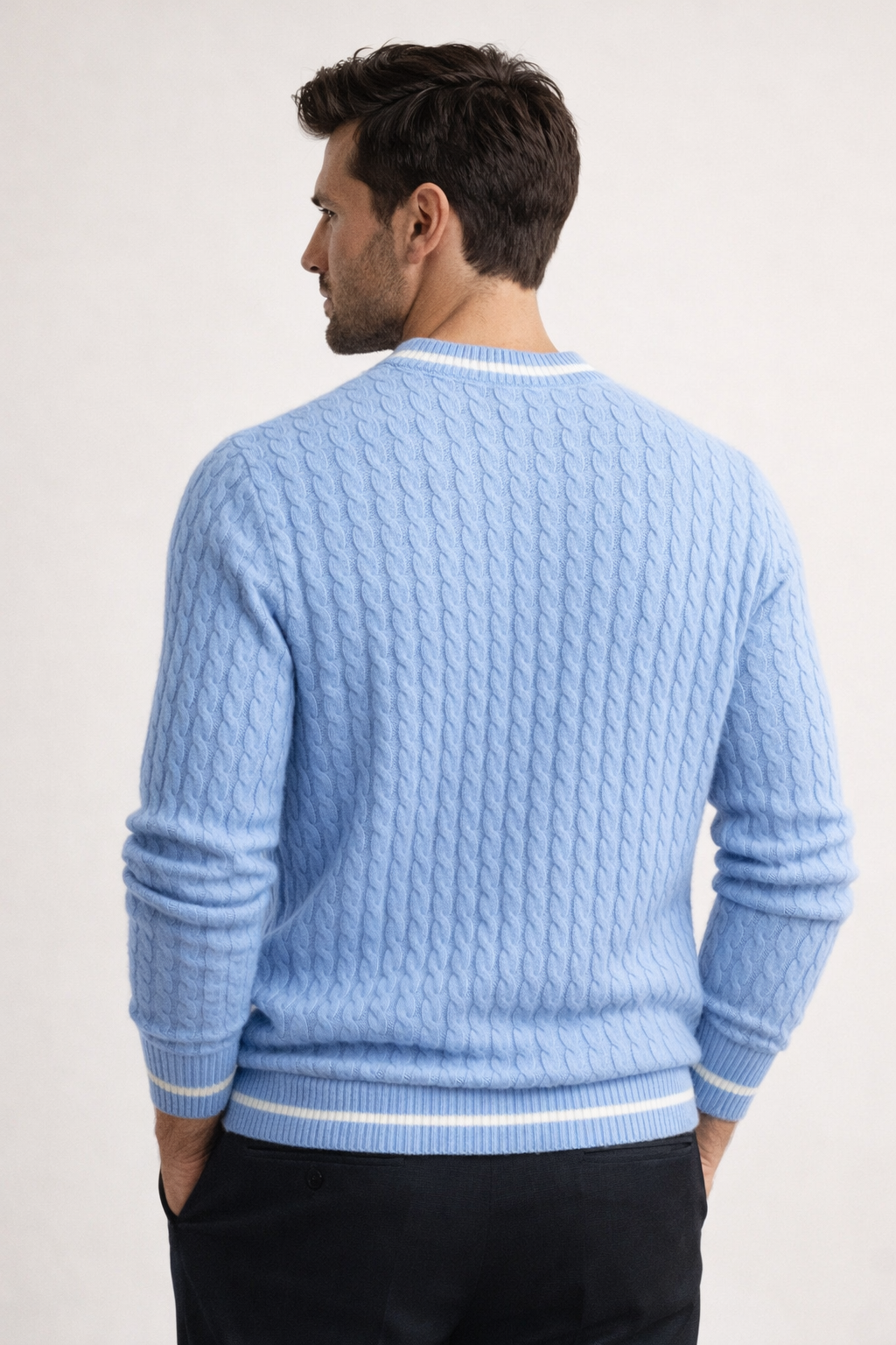 Brando Cashmere Cable V-Neck Blue