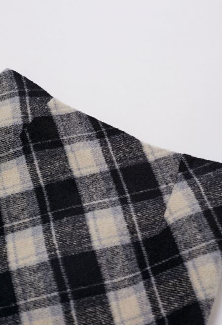 Iconic Plaid Pattern Mini Bud Skirt in Black