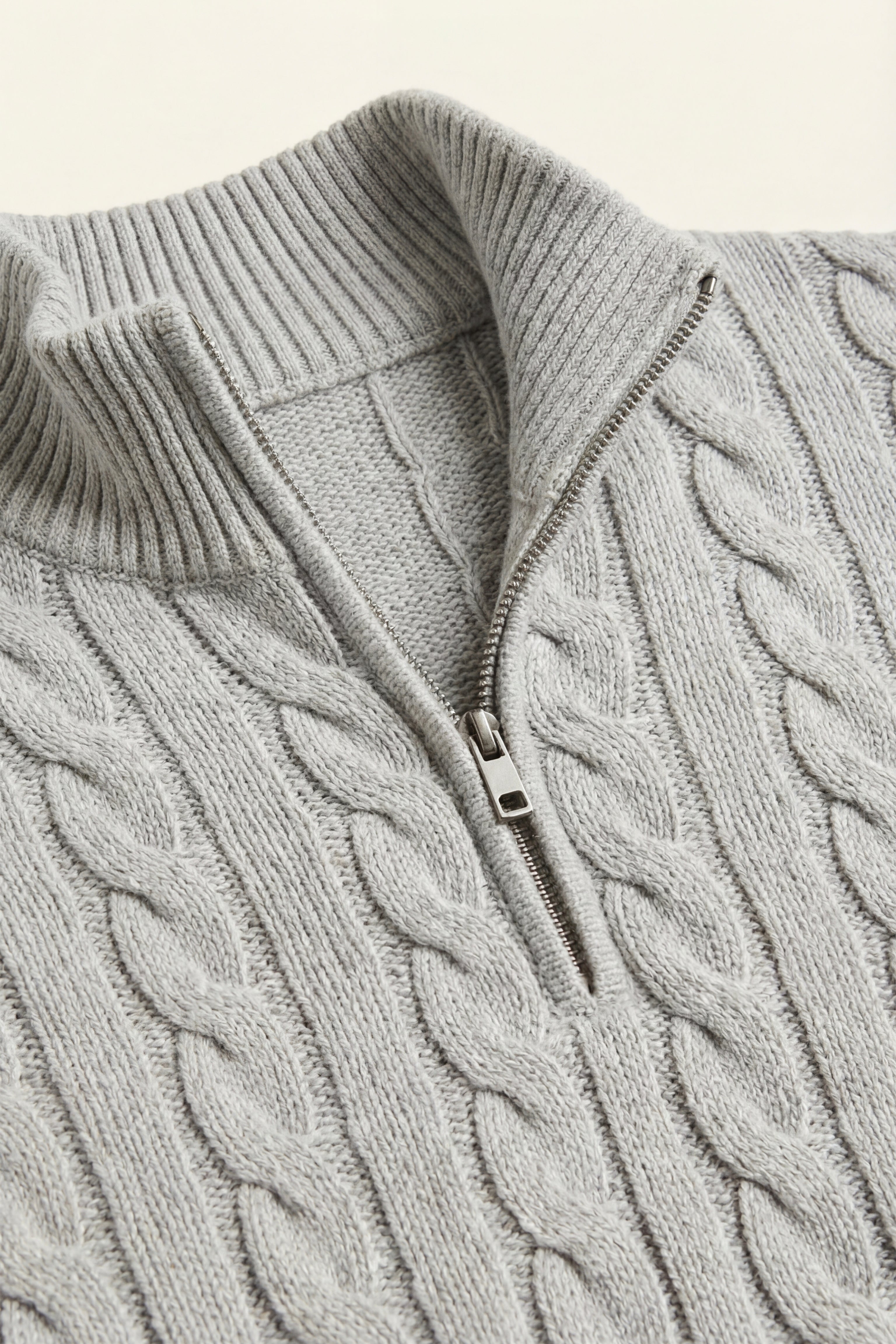 Medici Cable Knit Grey