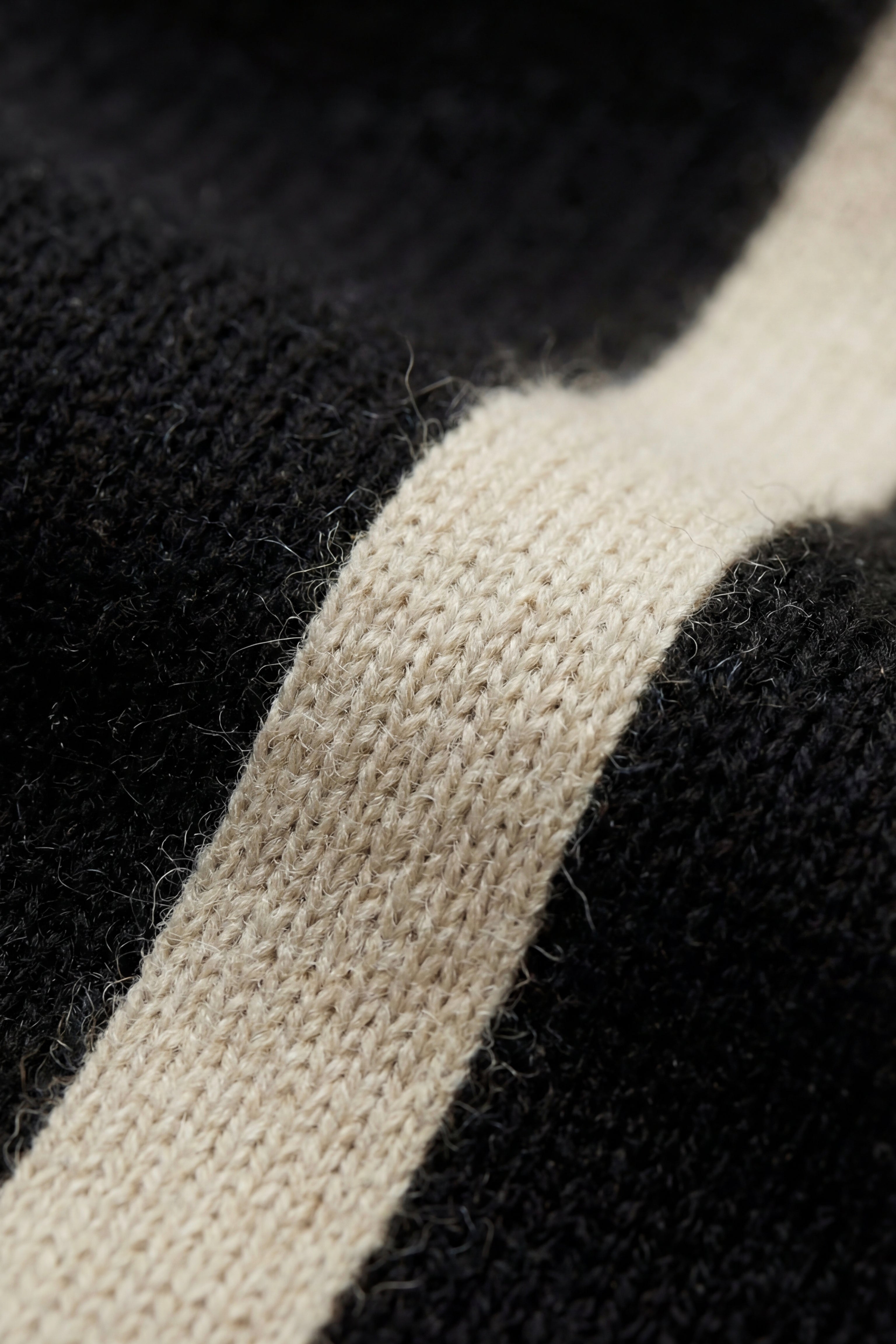 Lorenti Cashmere Zip Knit Black
