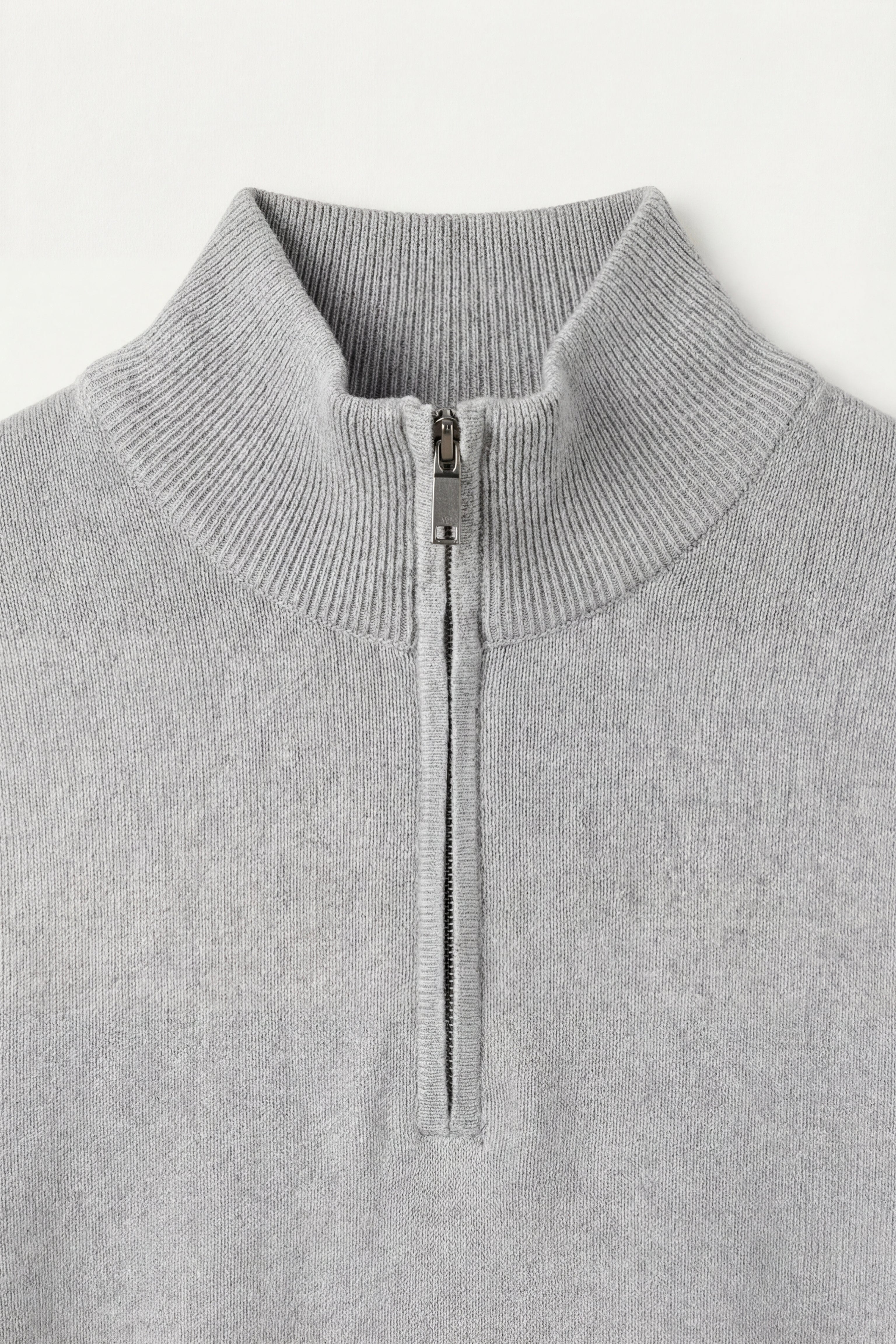 Arlino Quarter Zip Knit Light Grey
