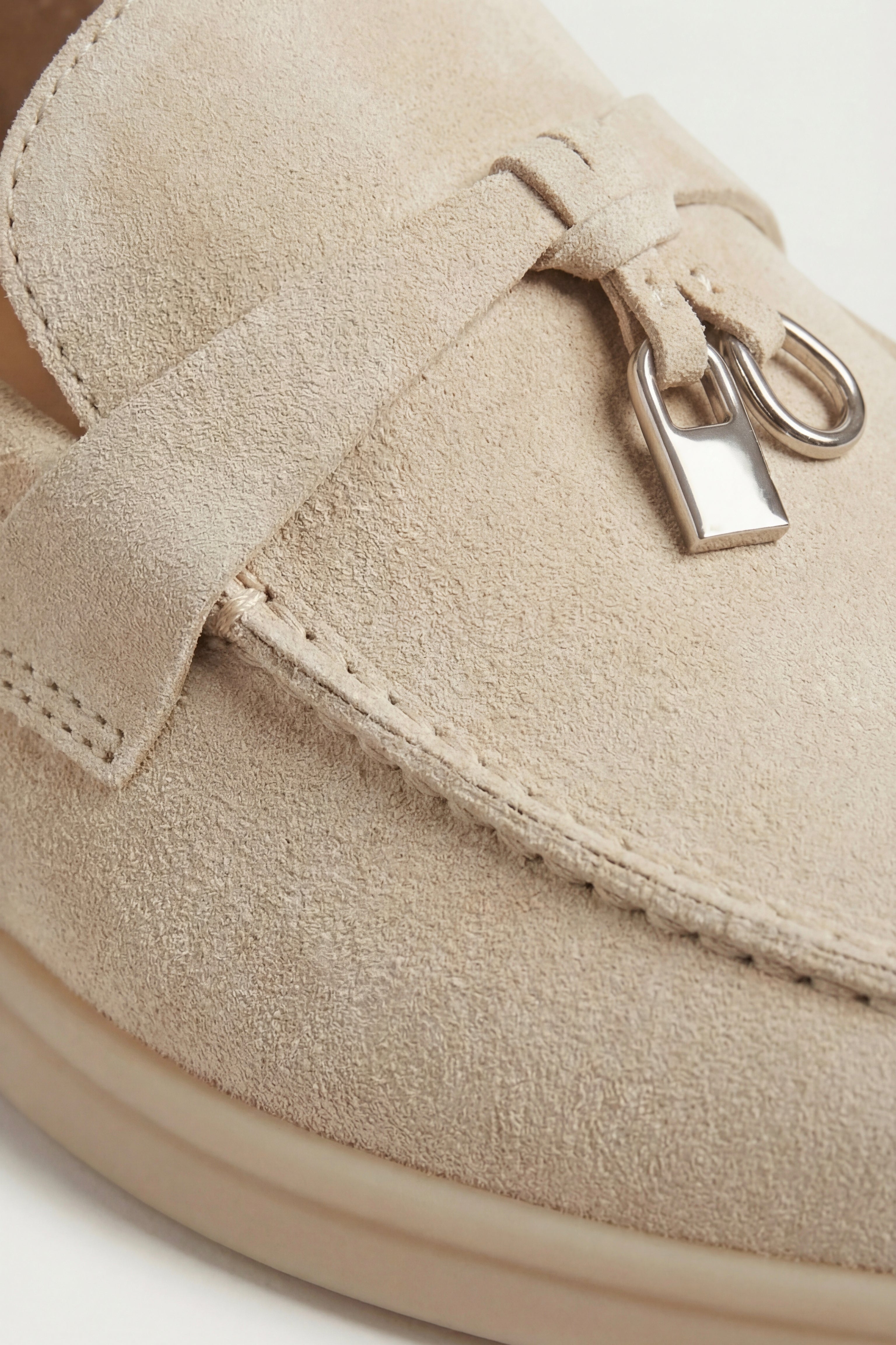 Leonis Buckle Loafer Sand Beige