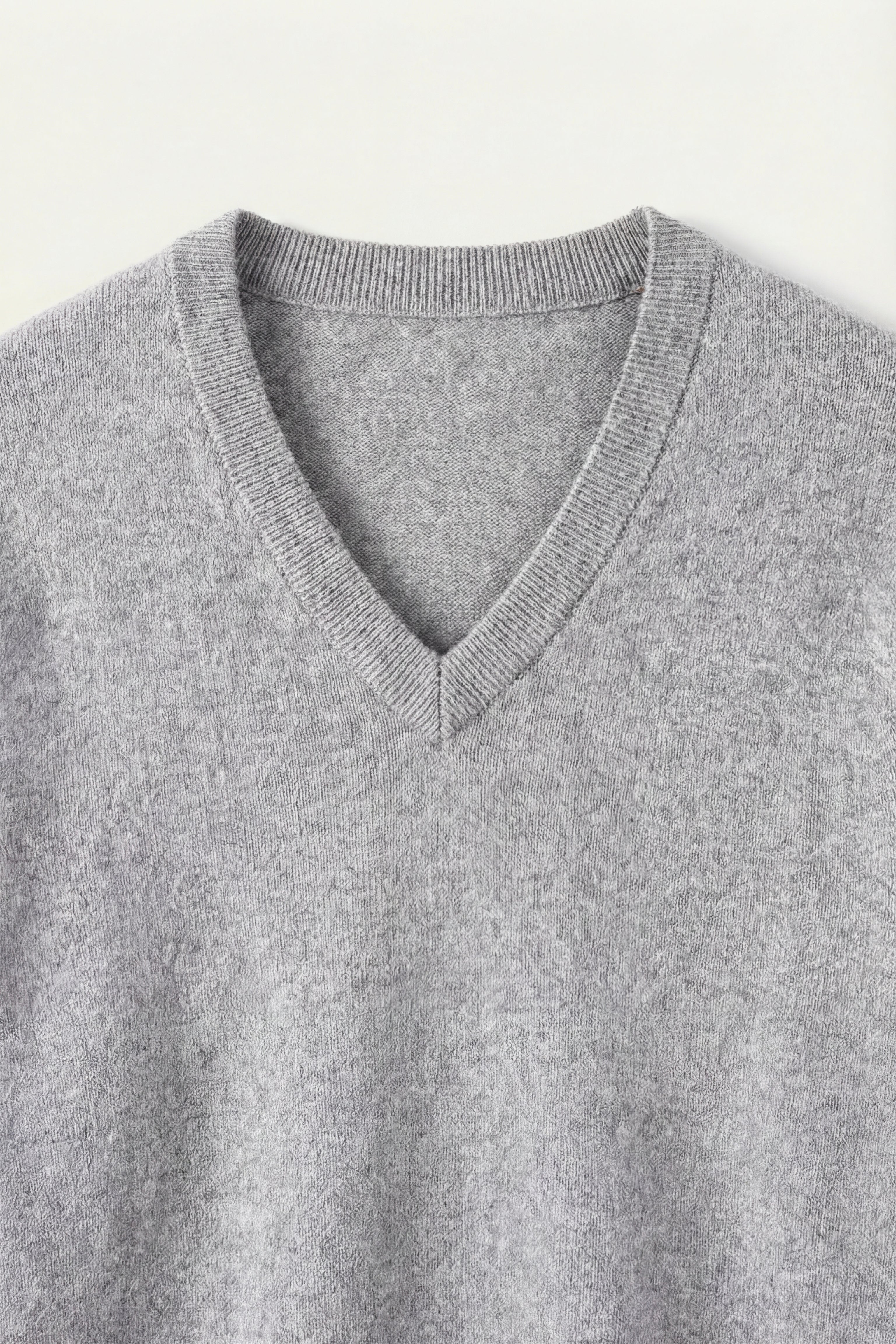Merano V-Neck Knit Sweater Light Grey