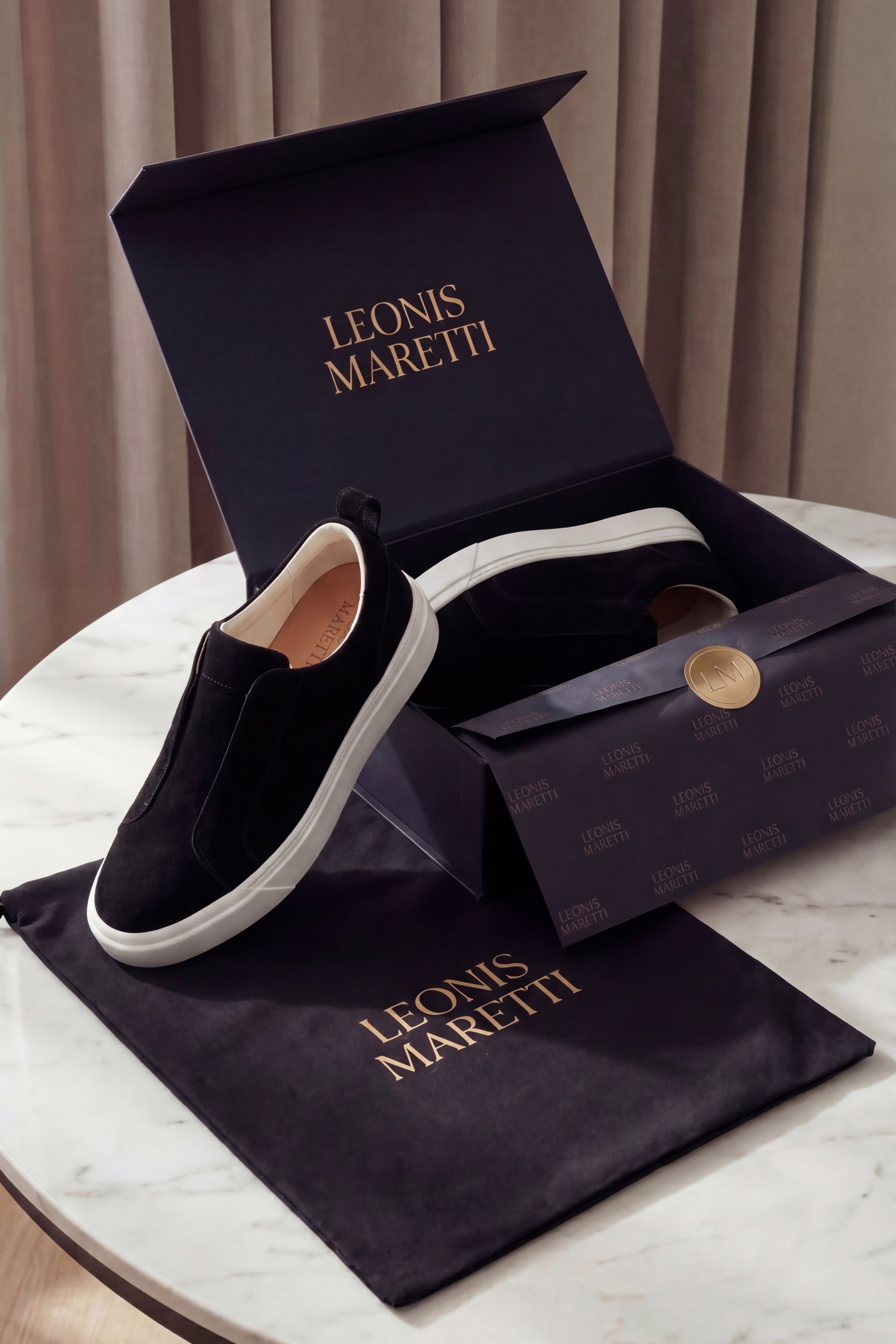 LeoMar V1 Suede Slip-On Black