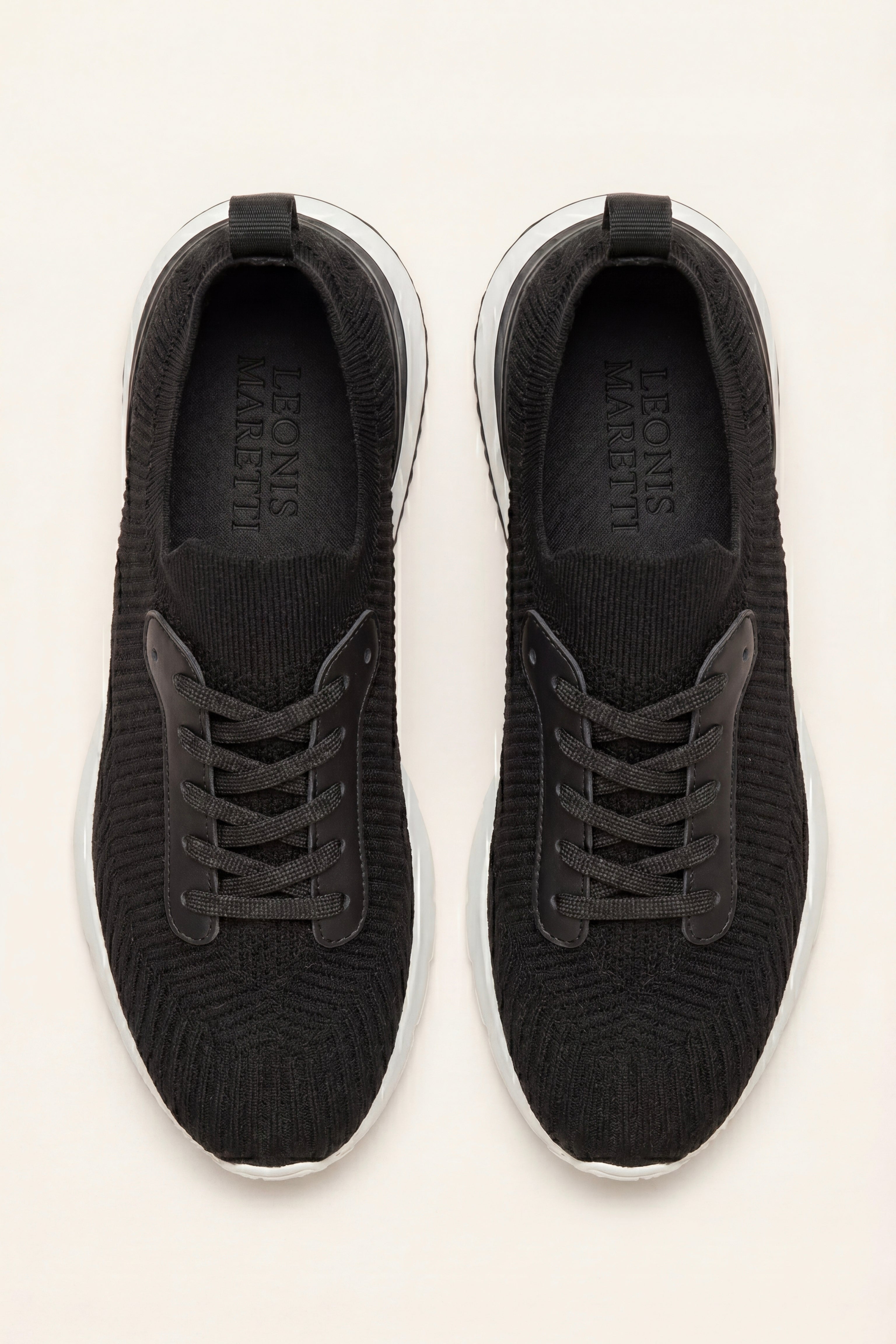Avelino Mesh Runner Black