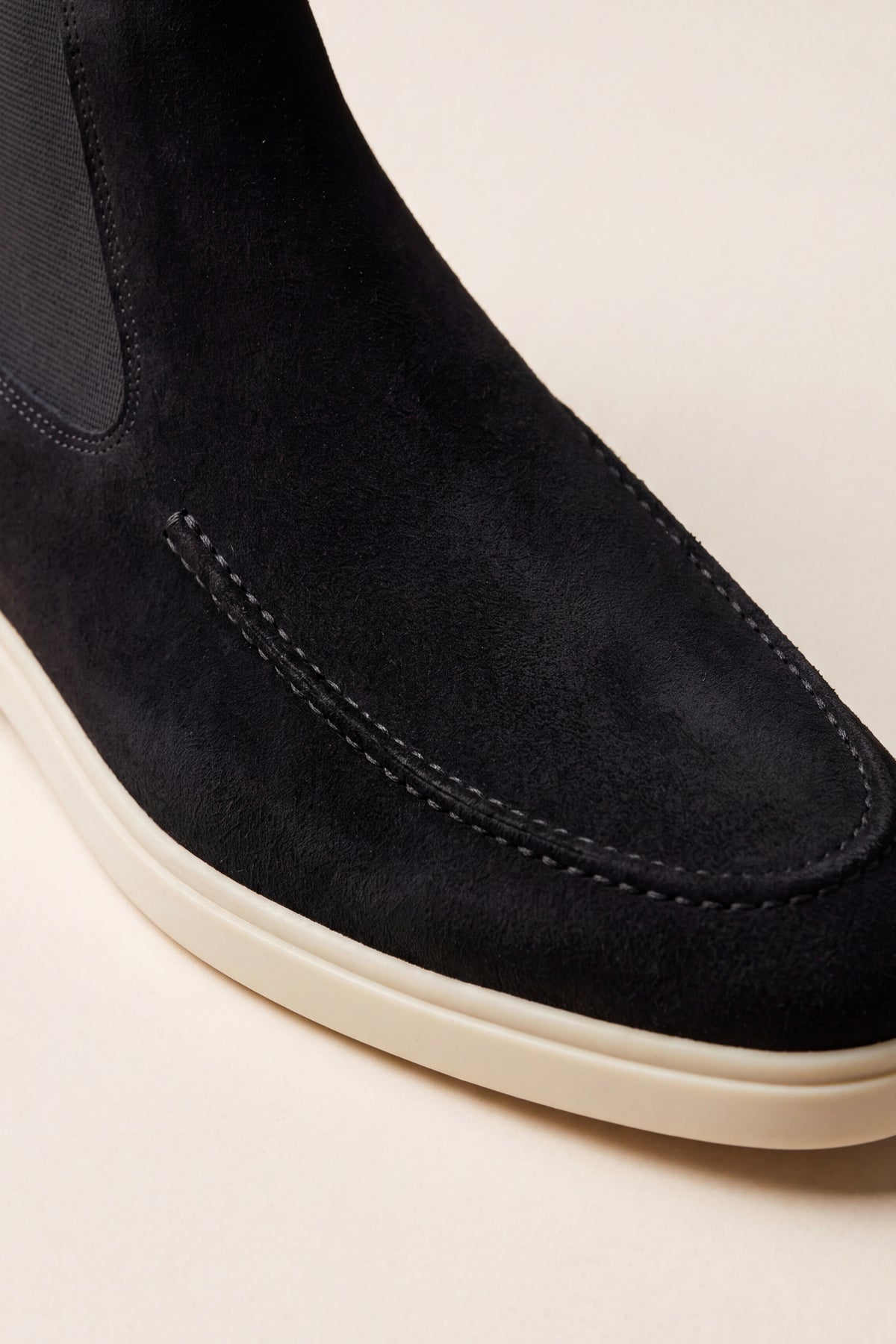 Mantova Chelsea Boots Black