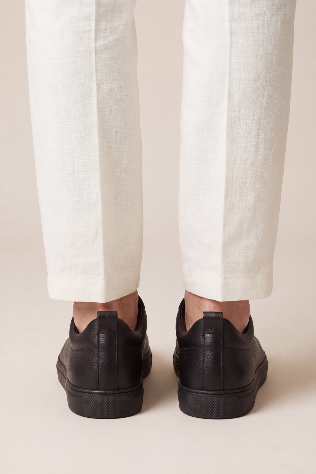 Leomar V2 Leather Slip-On Black Tonal