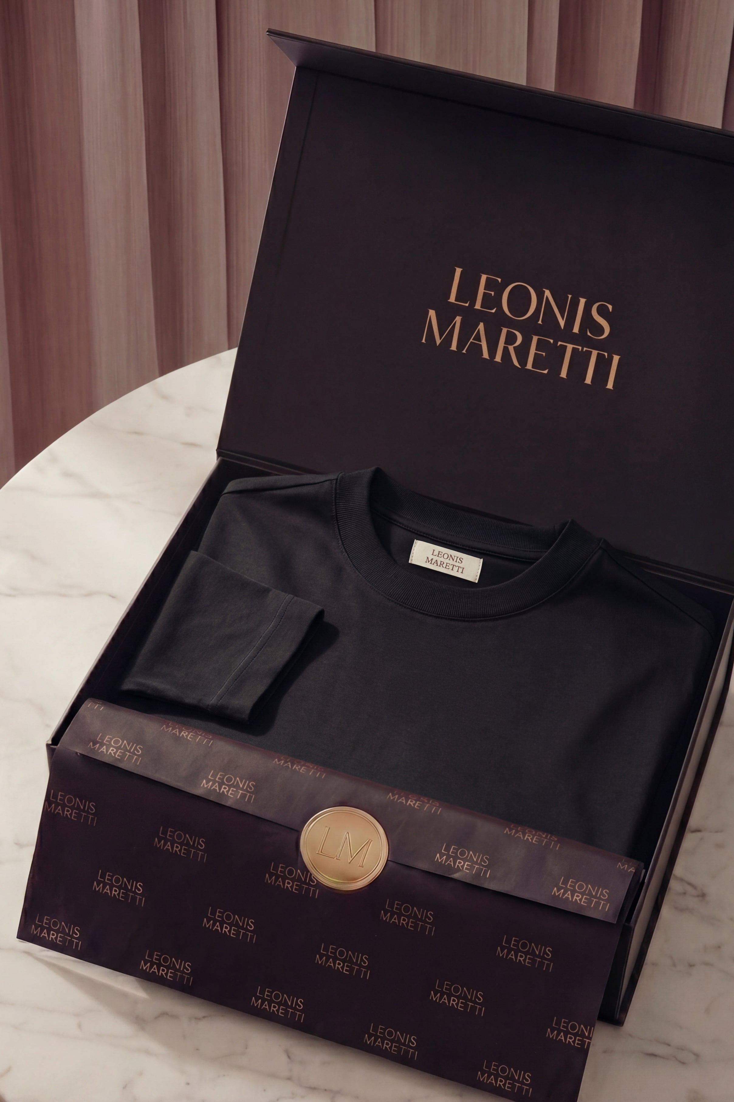 Eterna Longsleeve Black