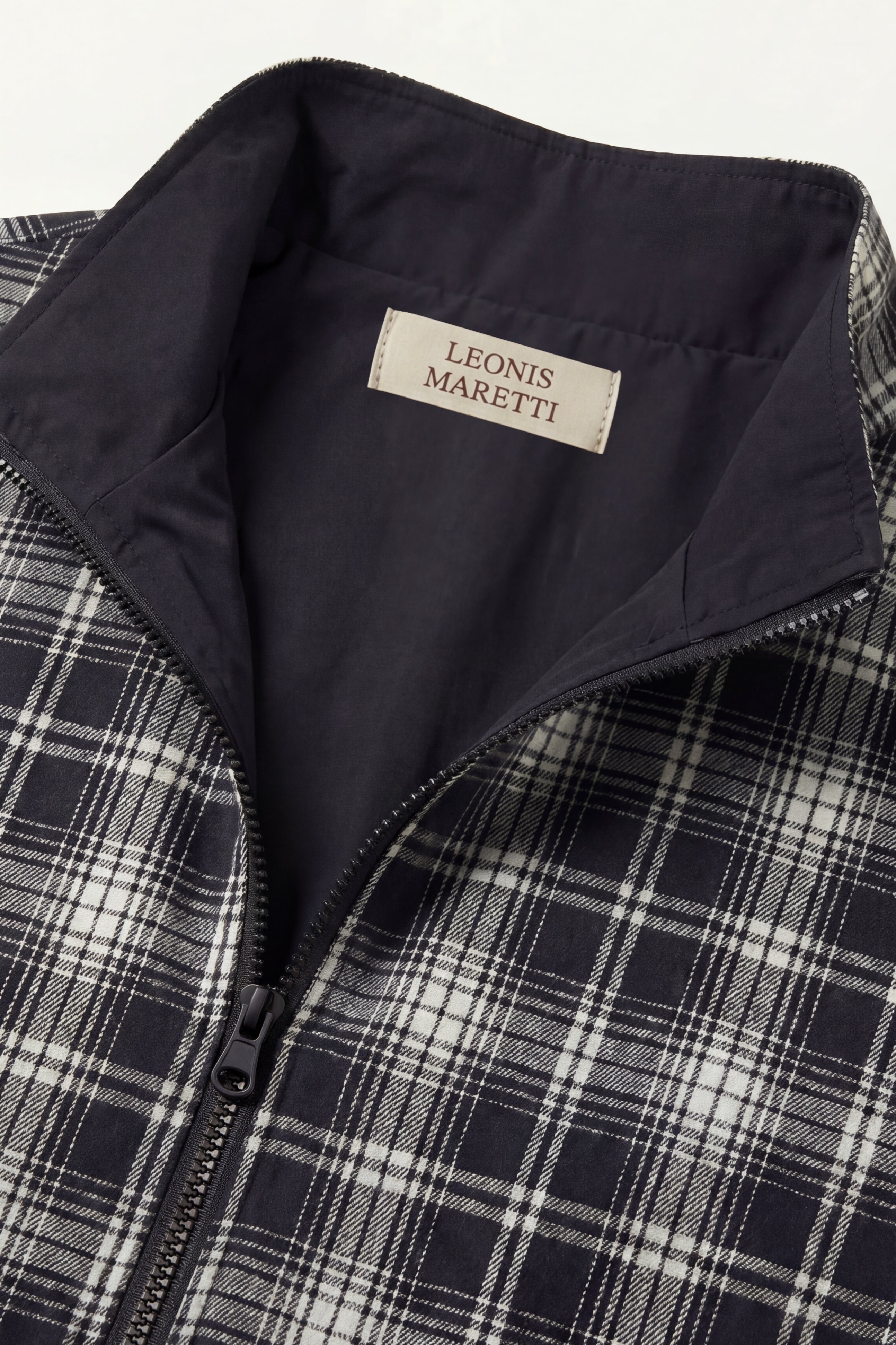 Levanto Reversible Jacket Black
