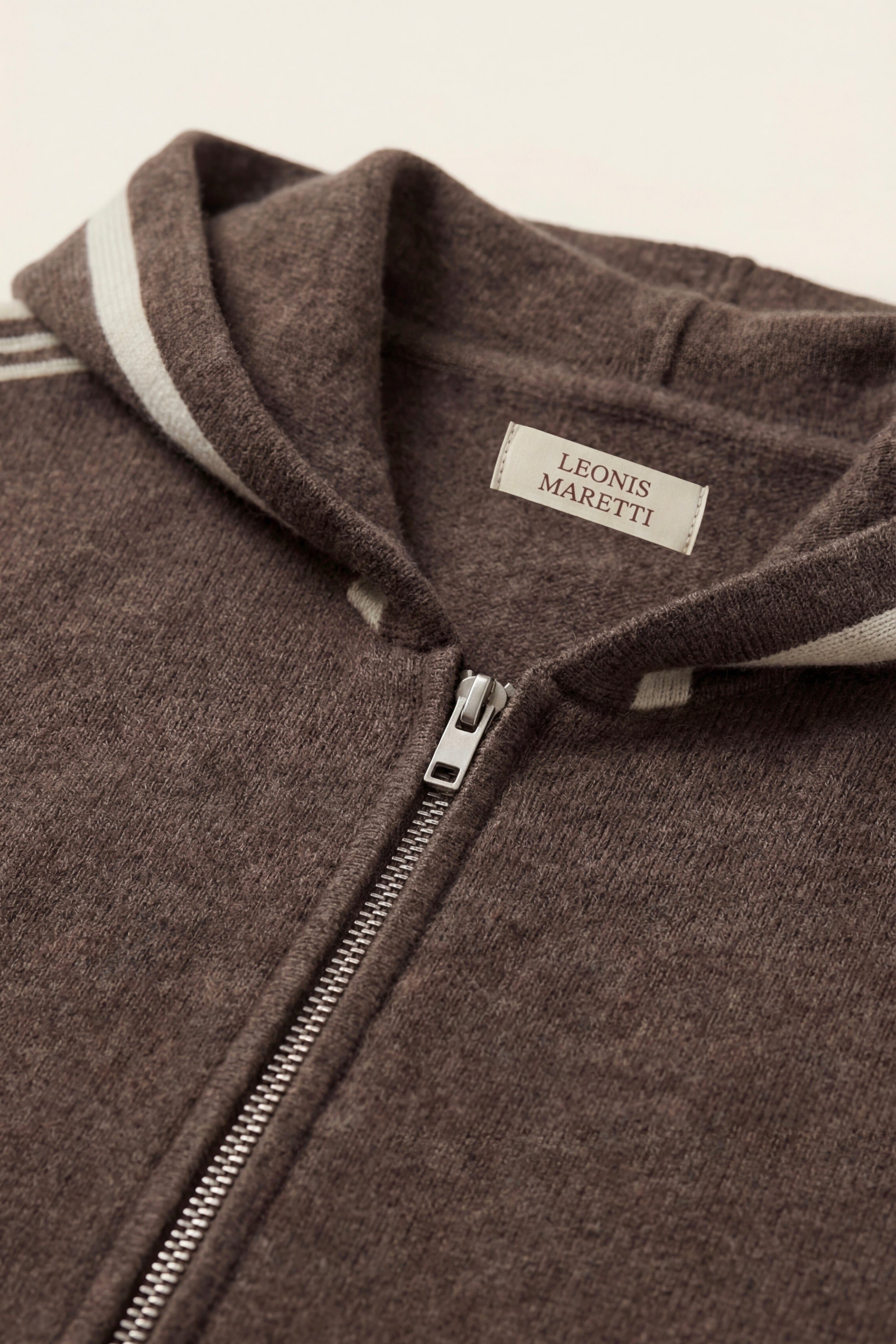 Giancarlo Hooded Zip Set Brown