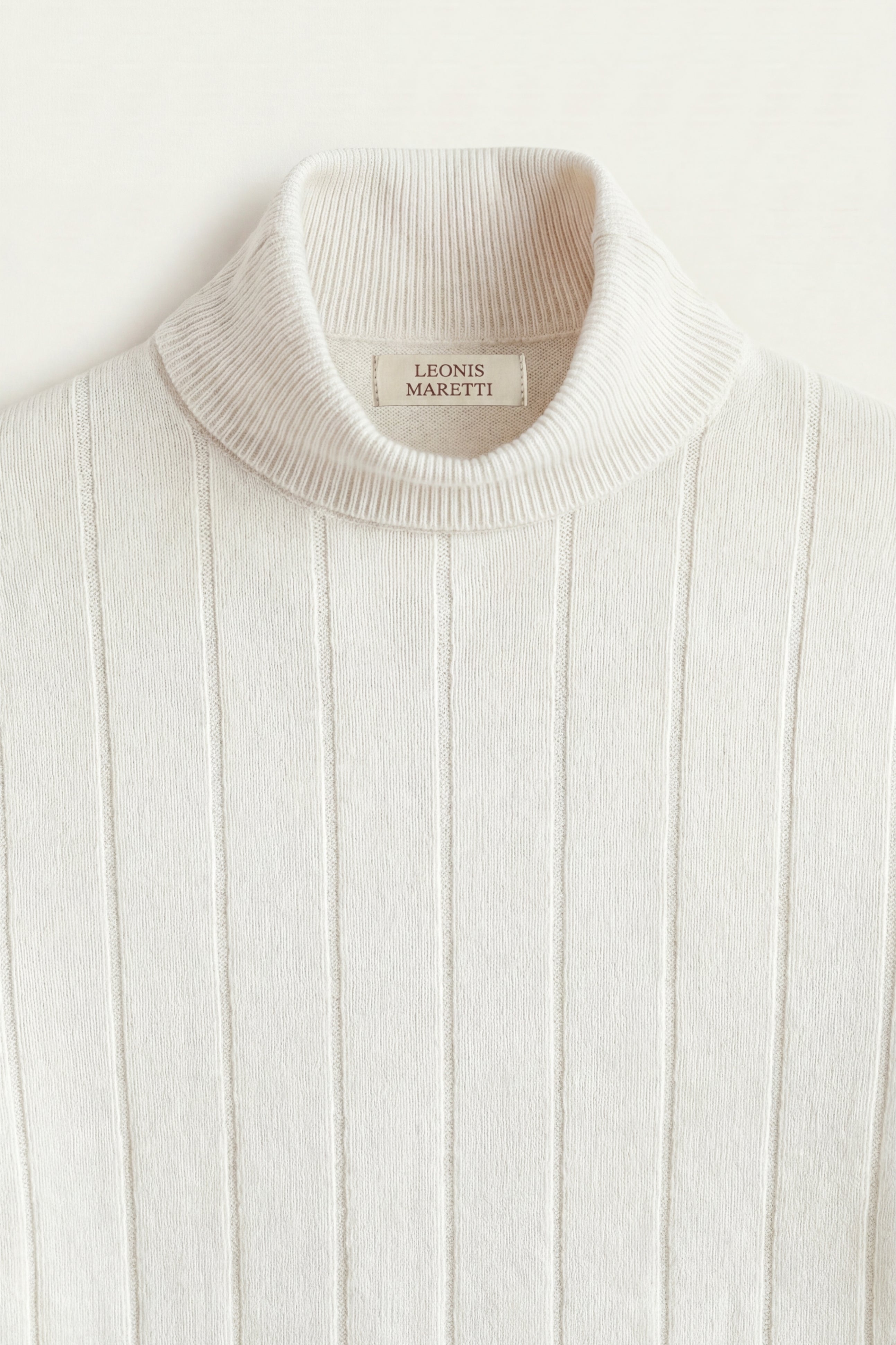 Arleno Turtleneck White
