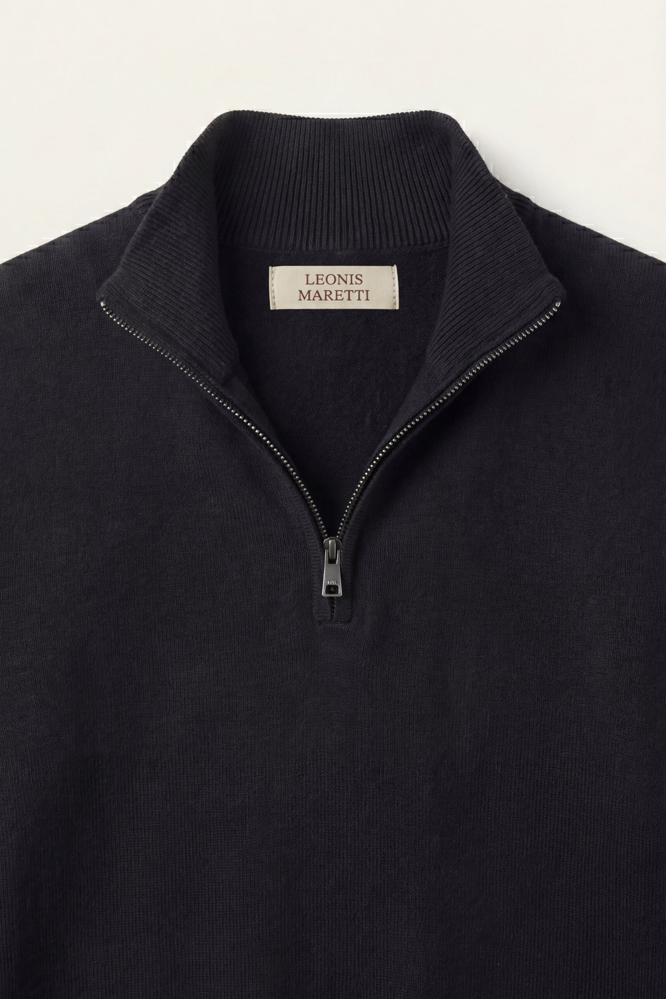 Arlino Quarter Zip Knit Black