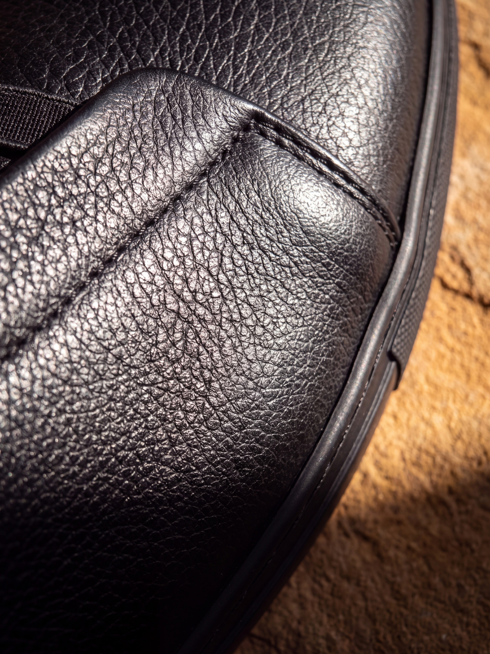 Leomar V2 Leather Slip-On Black Tan