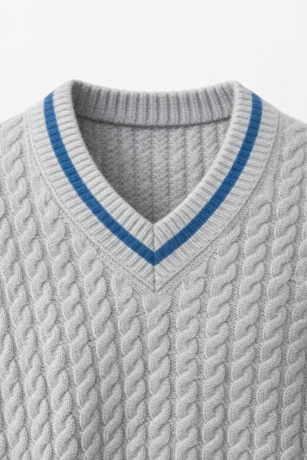 Brando Cashmere Cable V-Neck Grey