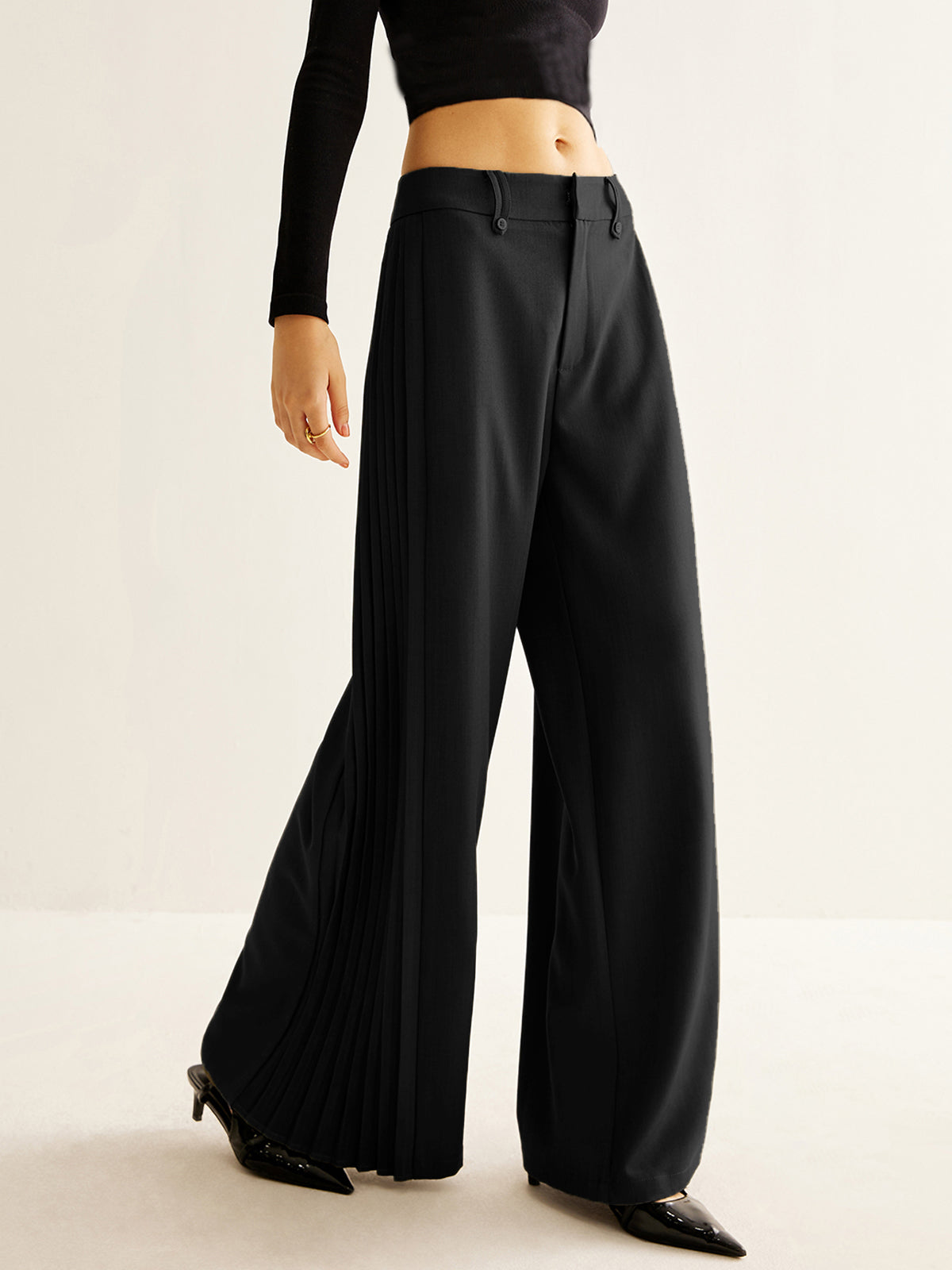 Pleated Wide-Leg Trousers
