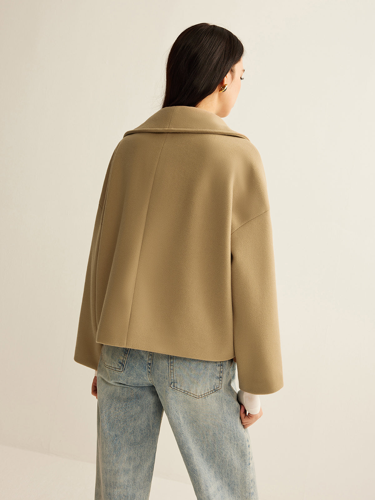 Wide-Collar Cropped Tweed Coat