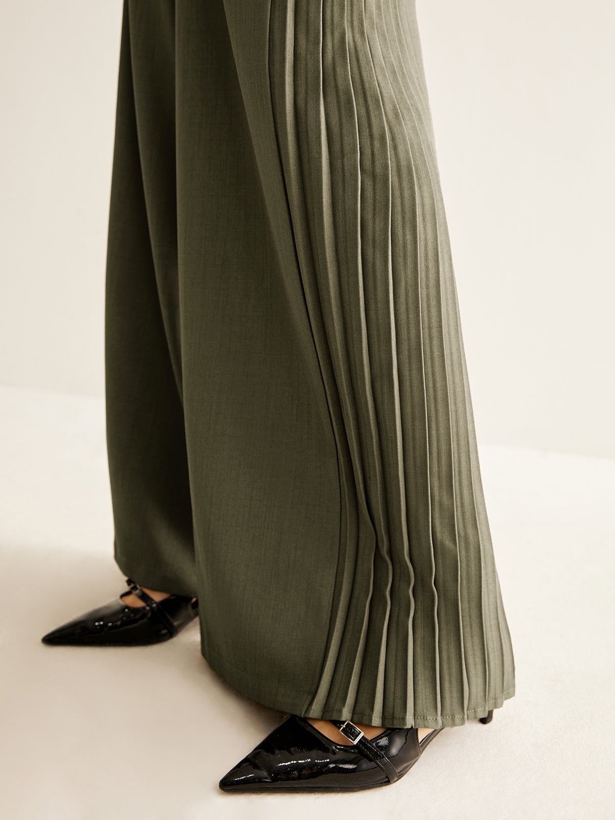 Pleated Wide-Leg Trousers