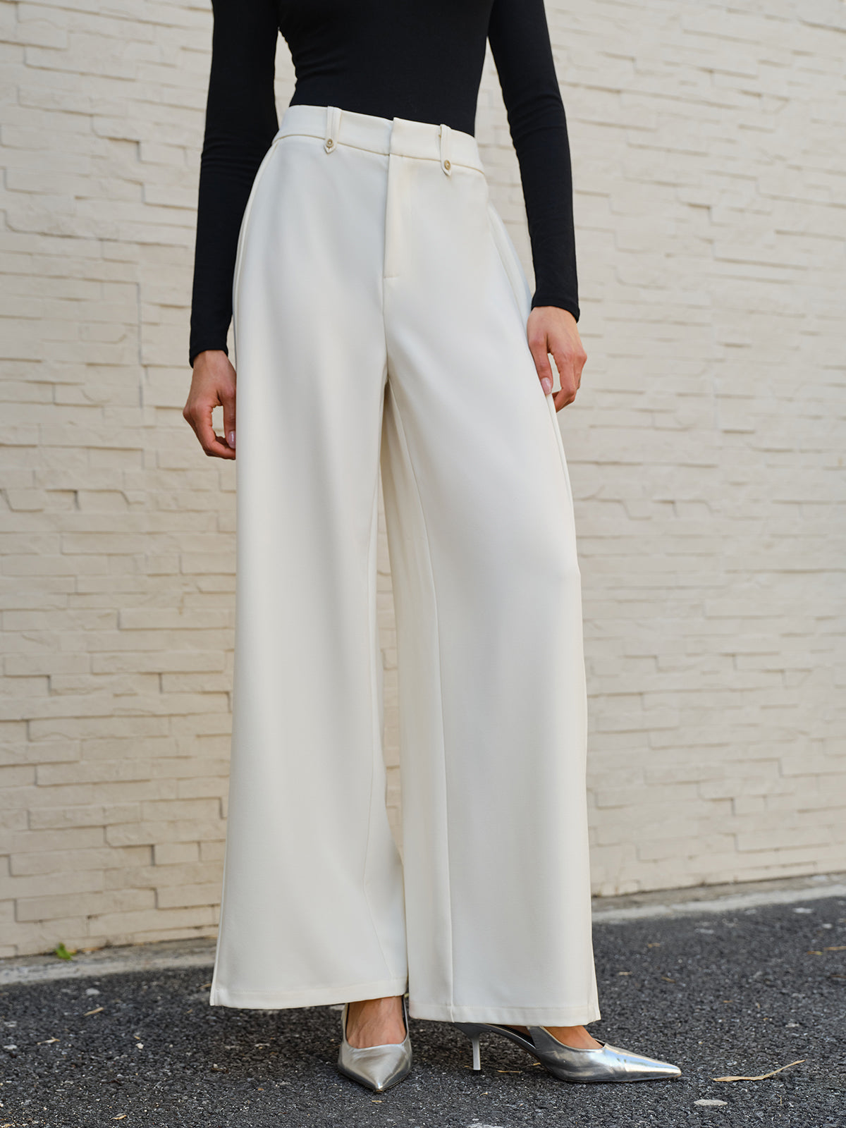 Pleated Wide-Leg Trousers