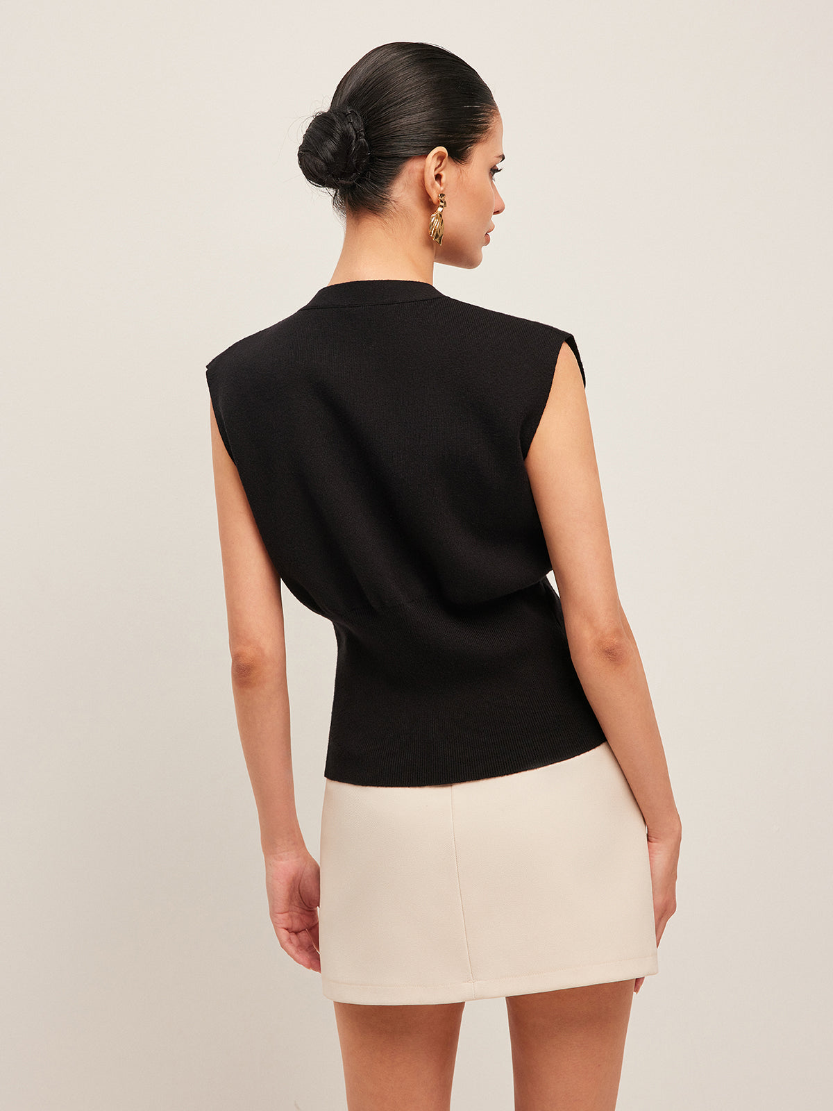 Gilet pull-over à col en V boutonné