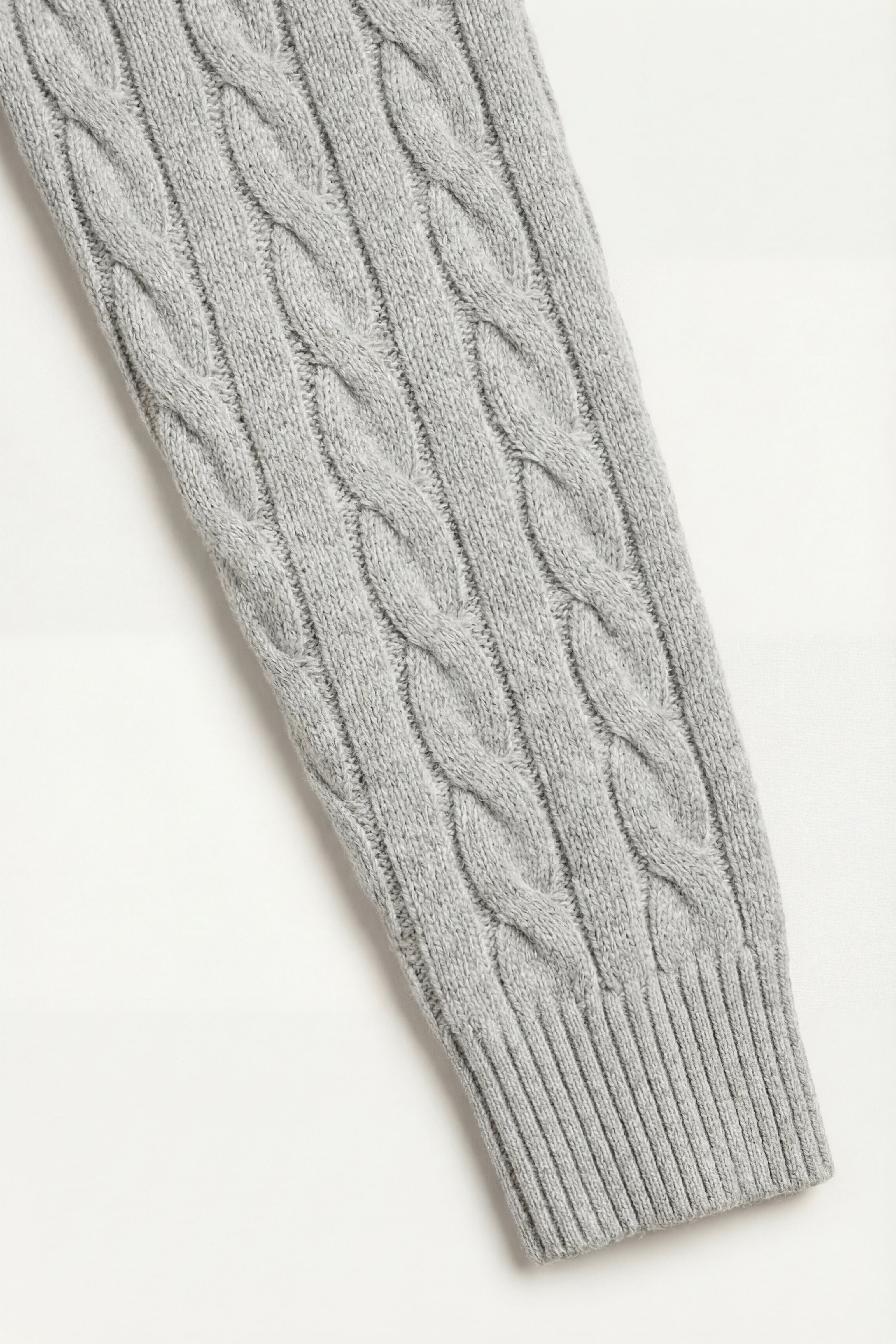 Medici Cable Knit Grey