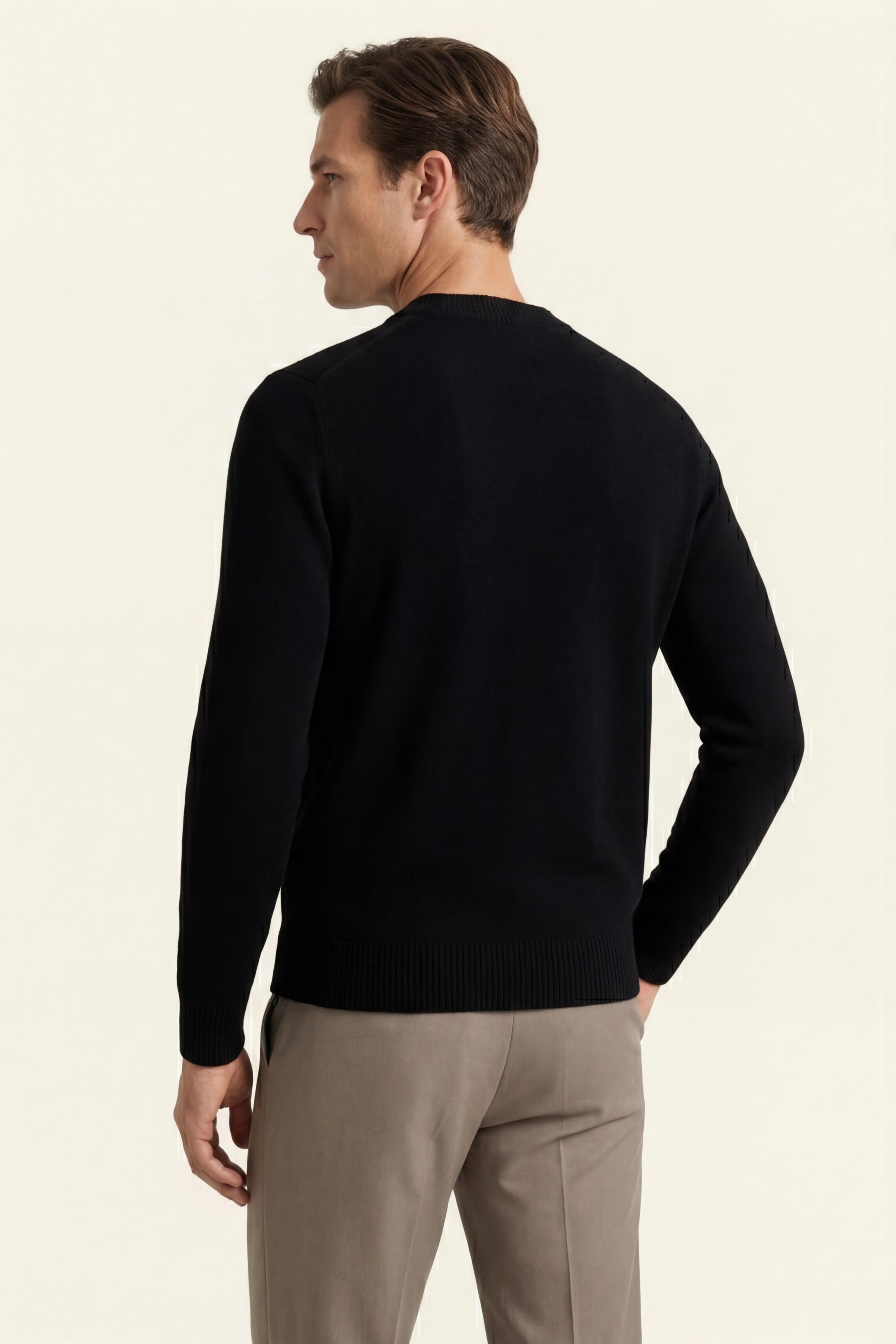 Taviani Cashmere Knit Black