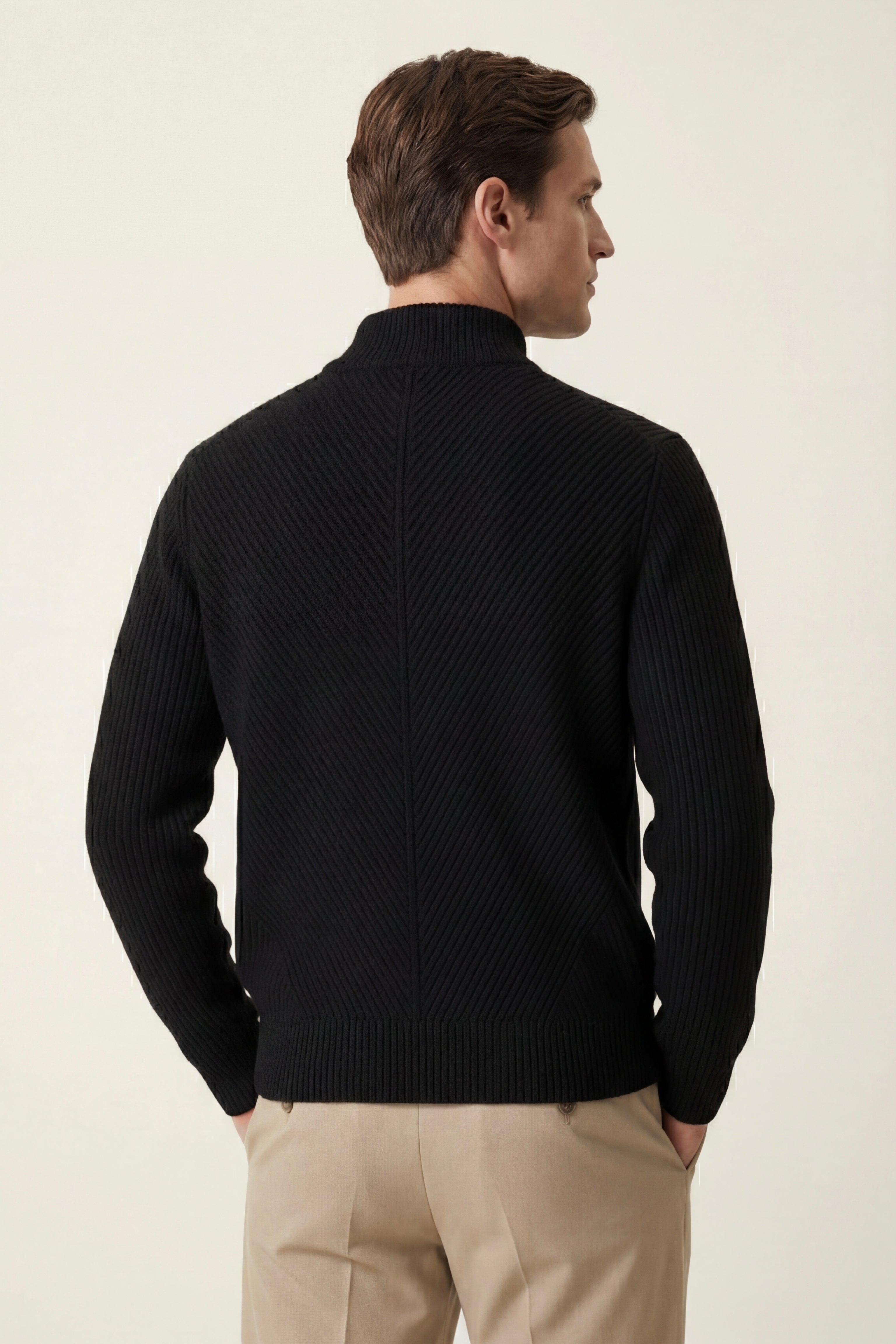 Montari Merino Wool Knit Black