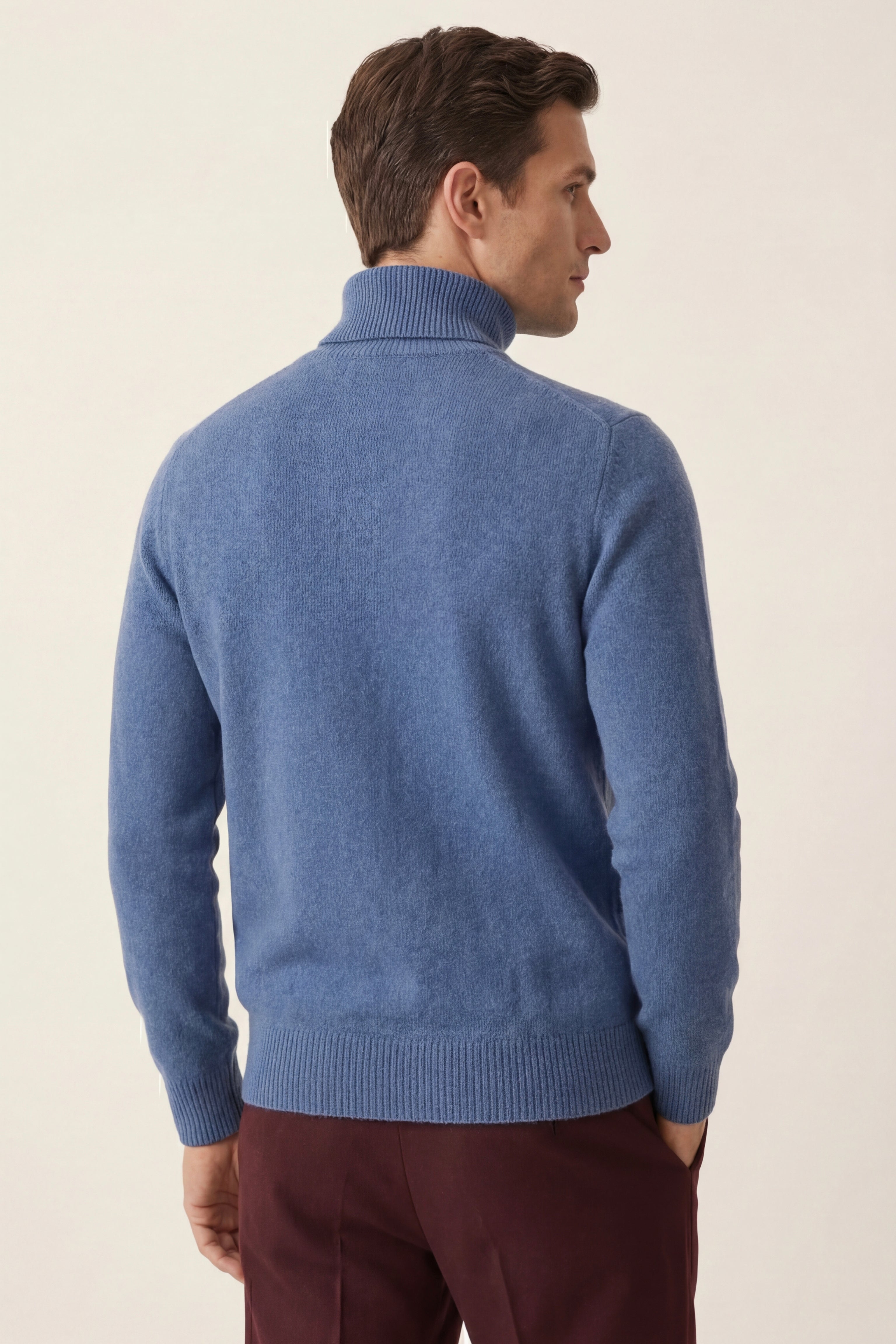 Avenzo Cashmere Turtleneck Blue