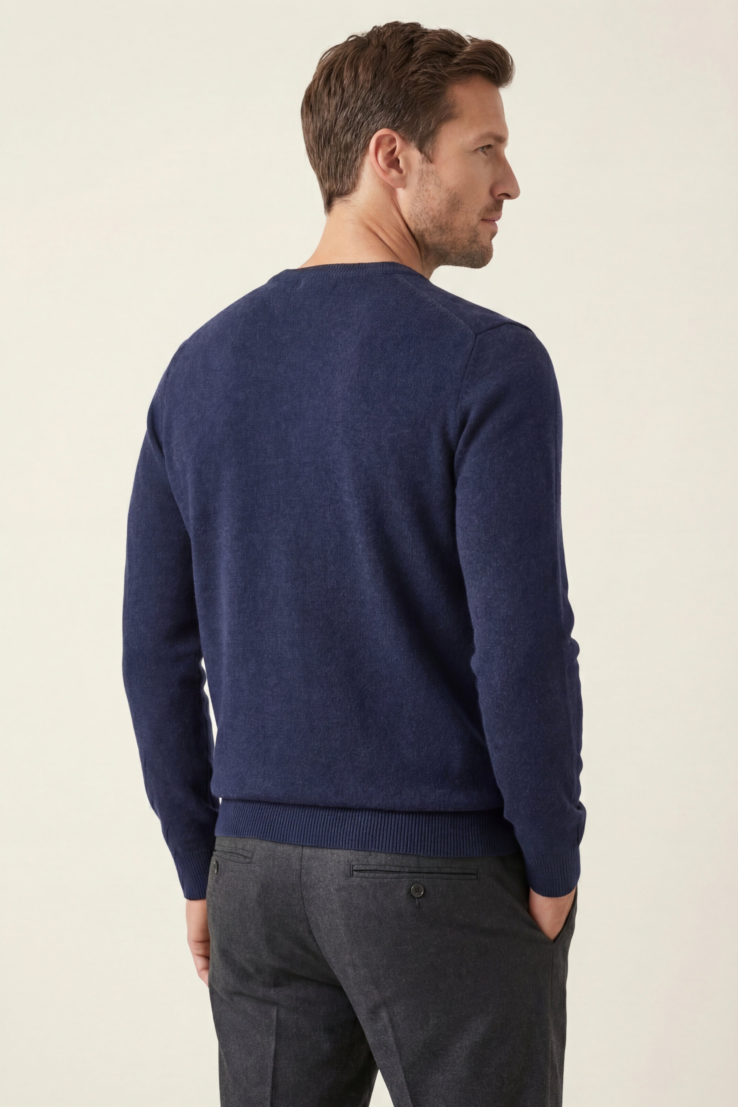 Merano V-Neck Knit Sweater Navy