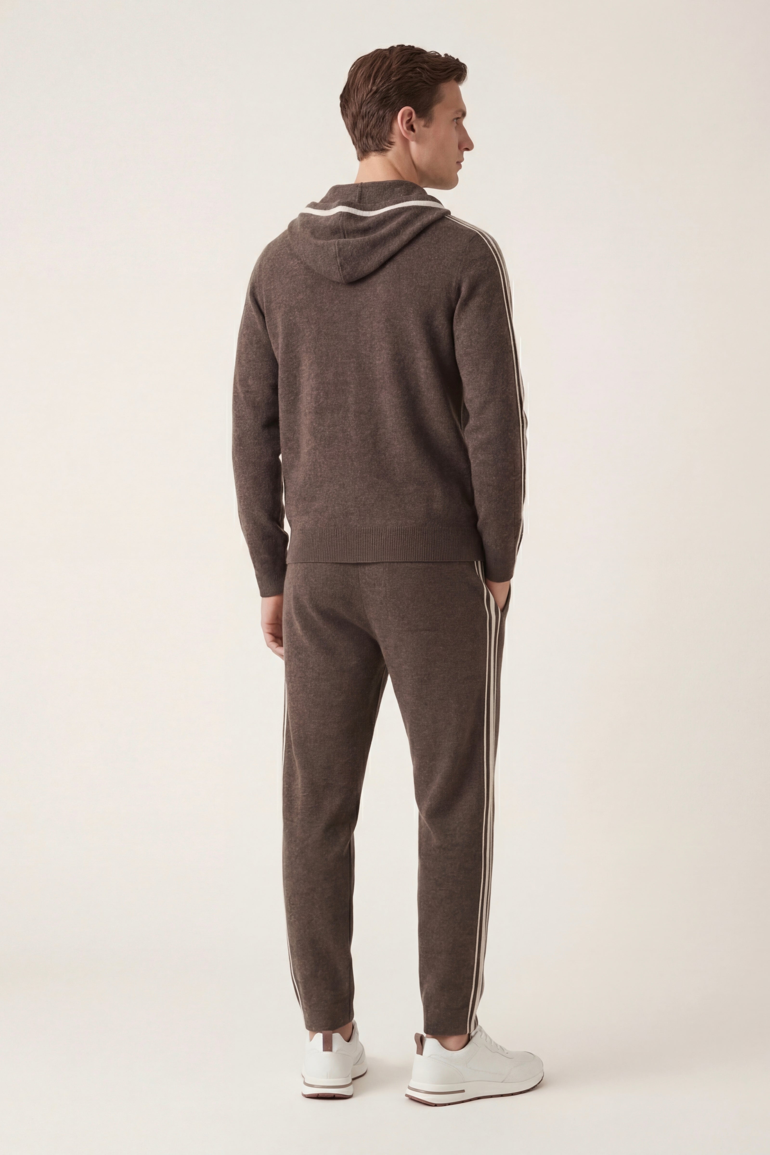 Giancarlo Hooded Zip Set Brown