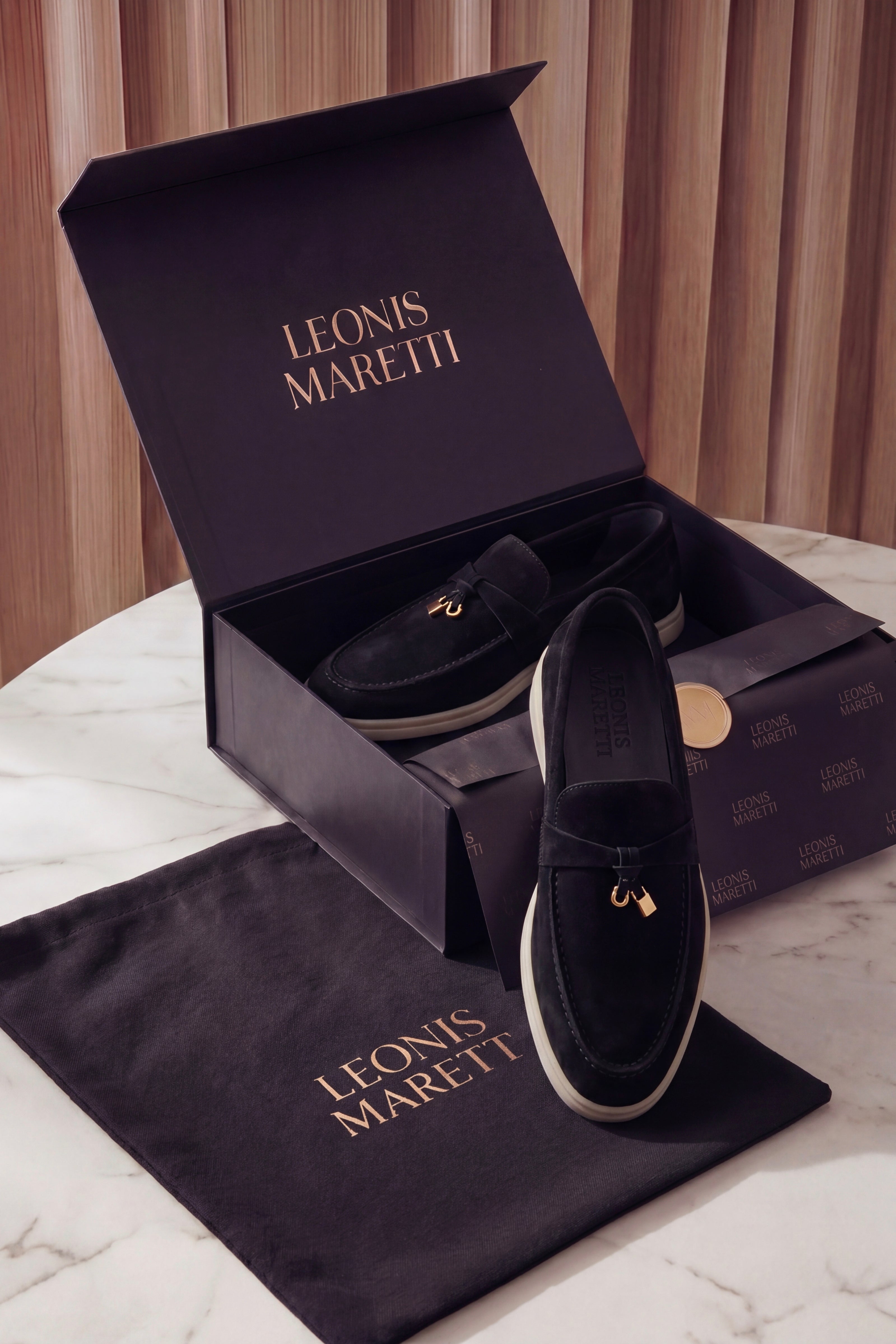 Leonis Buckle Loafer Black