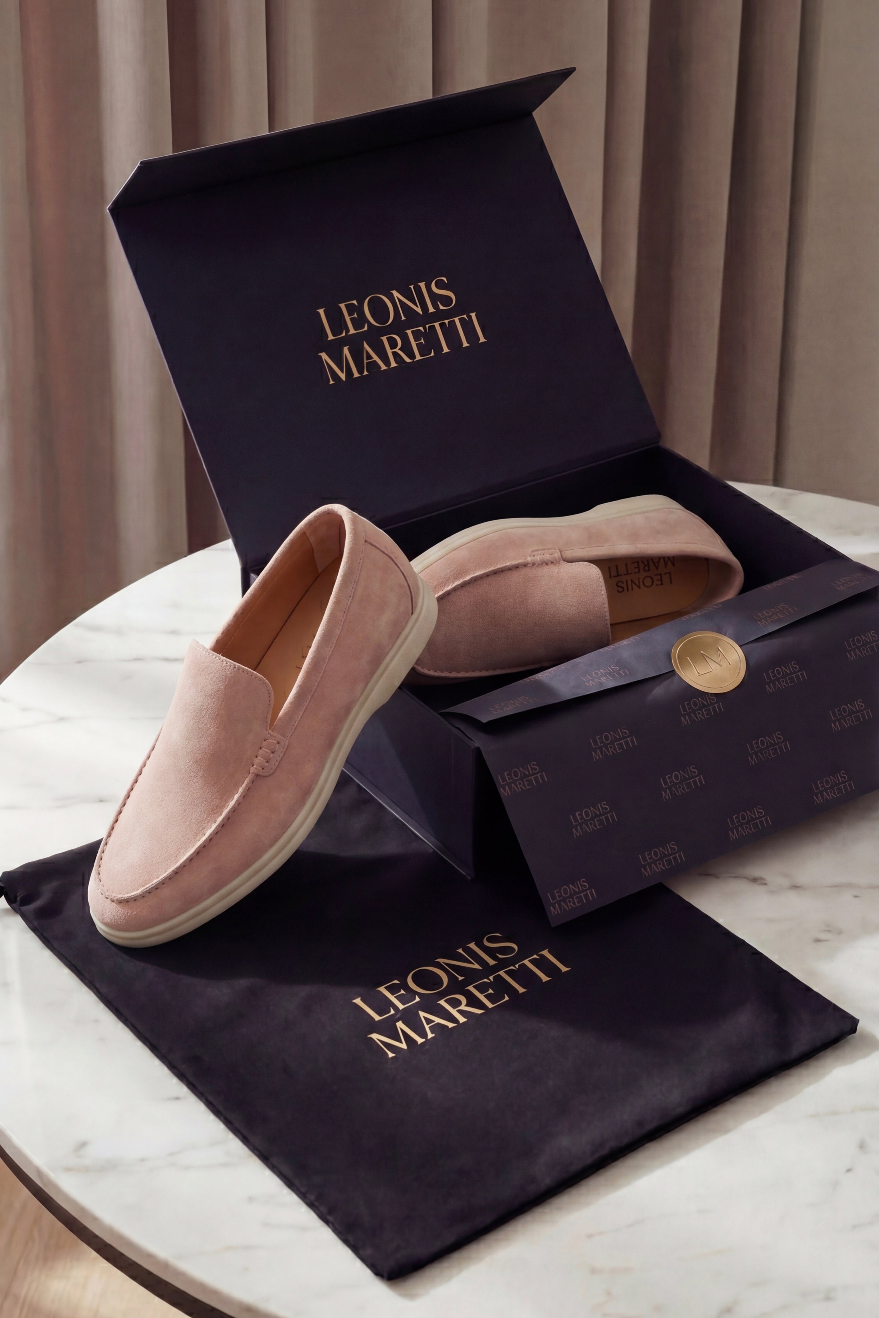 Leonis Suede Loafers Pink