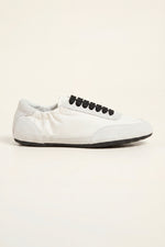 Averno Low Sneakers Off White