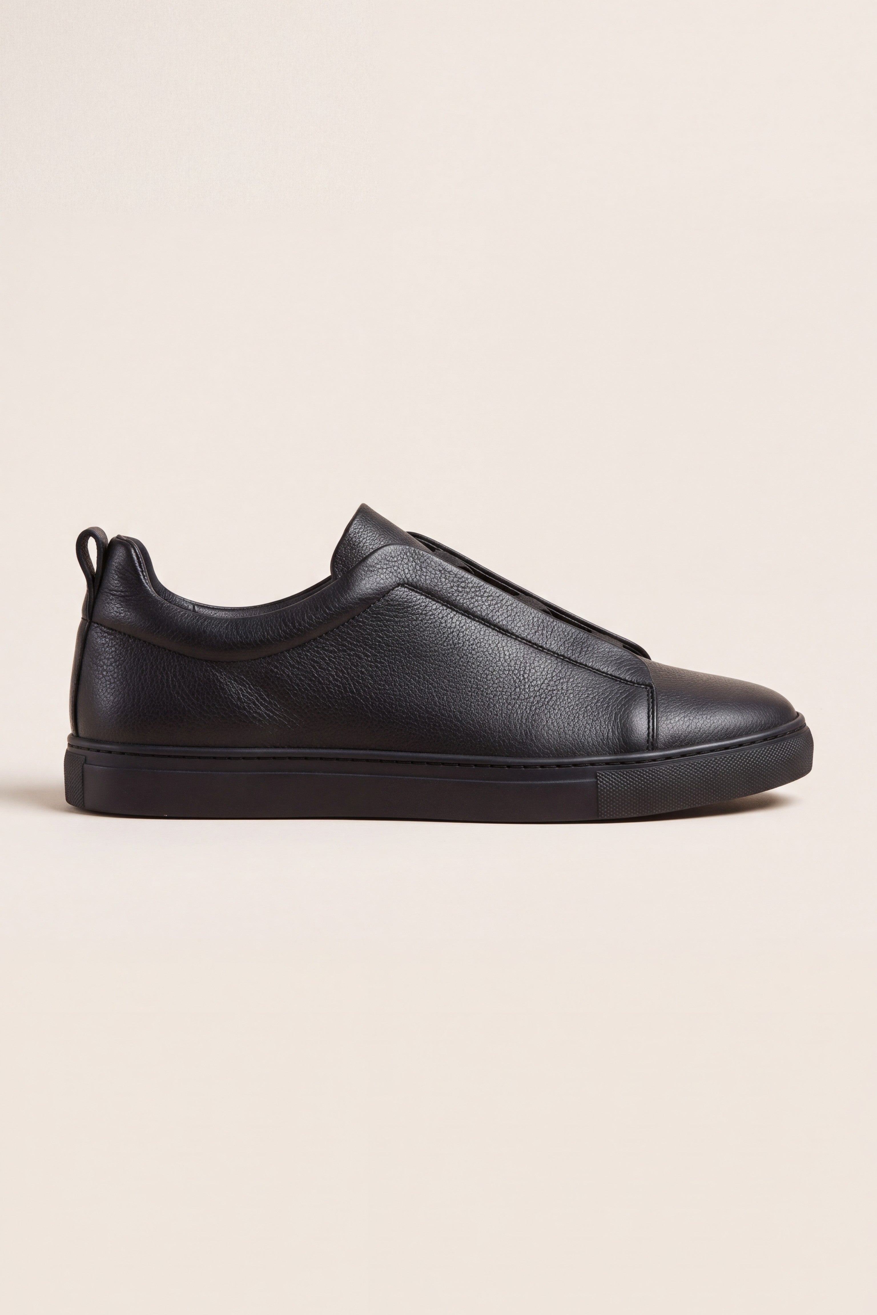Leomar V2 Leather Slip-On Black Tonal